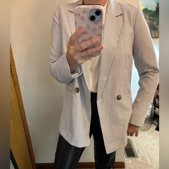 H&M Oversized Seersucker Double Breasted Longline Blazer - Picture 2 of 9